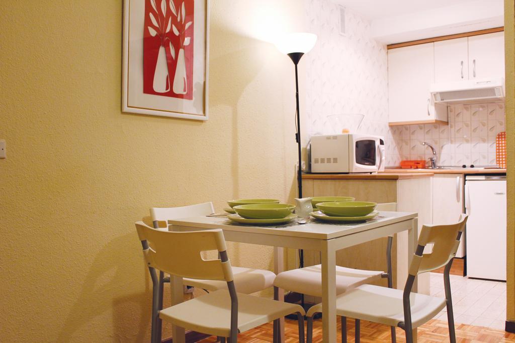 Apartamentos Callecultura Мадрид Номер фото